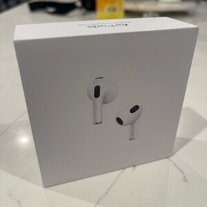 Apple AirPods Wireless Earbuds